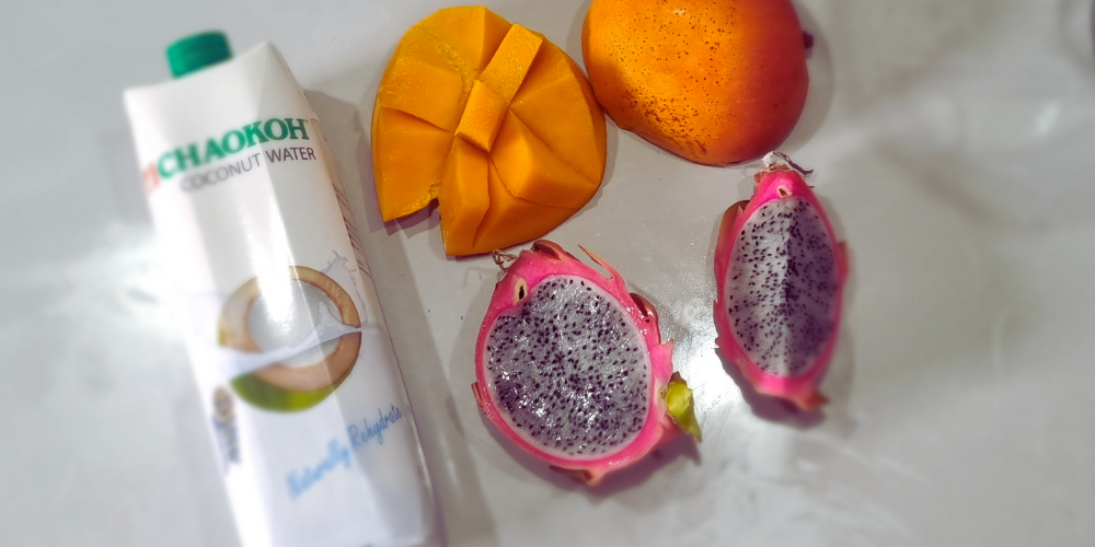 White Dragon Fruit, Mango, and Coconut Water Smoothie